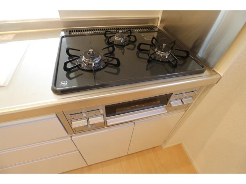  静岡鉄道静岡清水線/狐ケ崎駅 バス9分南矢部下車:停歩4分 2階 築6年