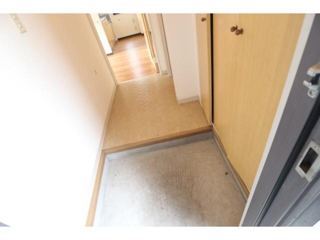  静岡鉄道静岡清水線/新清水駅 バス14分駒越下車:停歩13分 1階 築33年