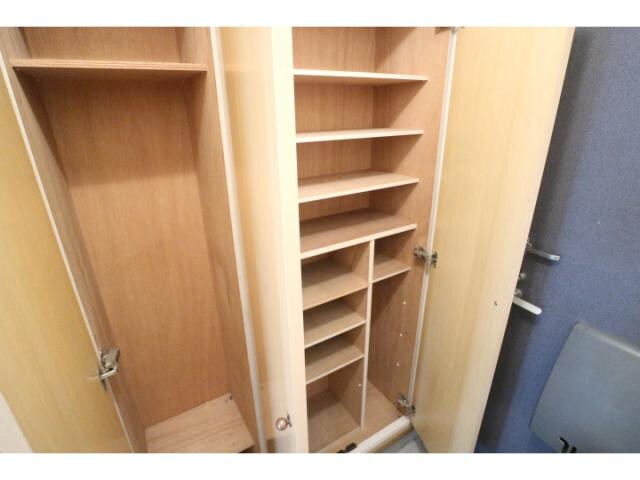  静岡鉄道静岡清水線/新清水駅 バス14分駒越下車:停歩13分 1階 築33年