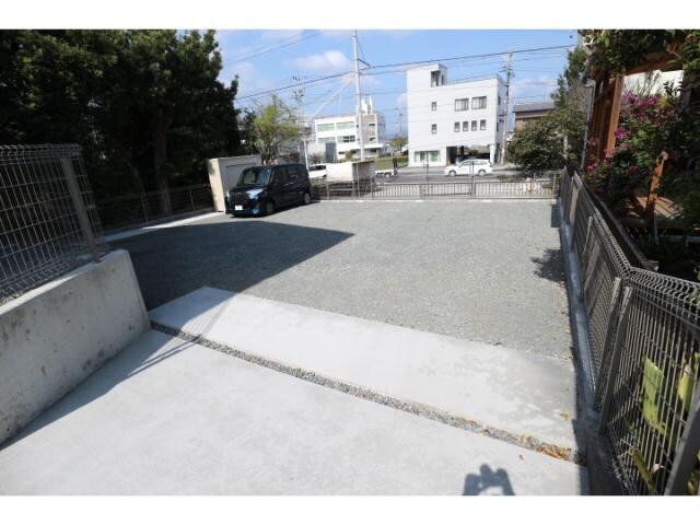  東海道本線/清水駅 バス18分西折戸下車:停歩5分 1階 築4年