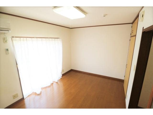  静岡鉄道静岡清水線/新清水駅 バス24分三保松原入口下車:停歩7分 1階 築33年