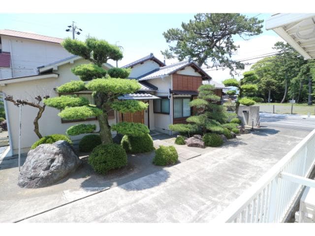  静岡鉄道静岡清水線/新清水駅 バス24分三保松原入口下車:停歩7分 1階 築33年