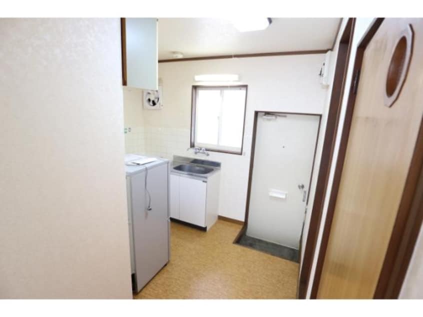  静岡鉄道静岡清水線/新清水駅 バス24分三保松原入口下車:停歩7分 1階 築33年