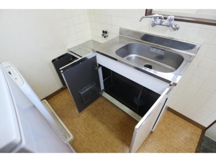  静岡鉄道静岡清水線/新清水駅 バス24分三保松原入口下車:停歩7分 1階 築33年