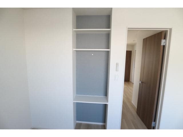  静岡鉄道静岡清水線/新清水駅 バス23分三保本町下車:停歩5分 1階 築4年