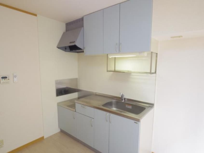  東海道本線/清水駅 バス8分上嶺下車:停歩5分 1-2階 築19年