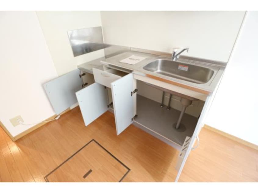  東海道本線/清水駅 バス8分上嶺下車:停歩5分 1-2階 築19年