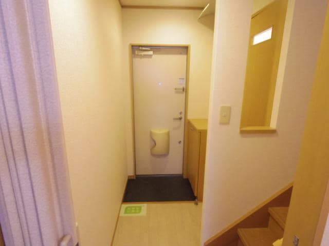  東海道本線/清水駅 バス8分上嶺下車:停歩5分 1-2階 築19年