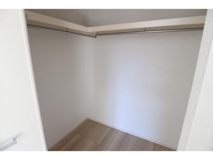 同物件同タイプ 東海道本線/清水駅 バス22分東折戸下車:停歩7分 2階 築3年