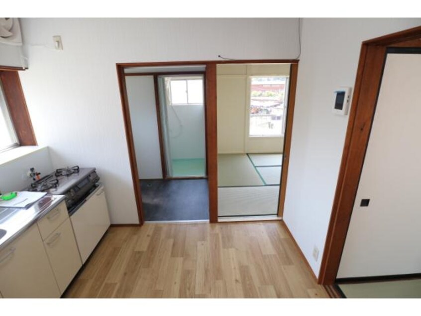  東海道本線/興津駅 バス4分清見潟下車:停歩4分 2階 築46年