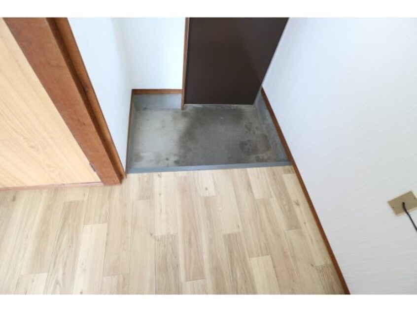  東海道本線/興津駅 バス4分清見潟下車:停歩4分 2階 築46年