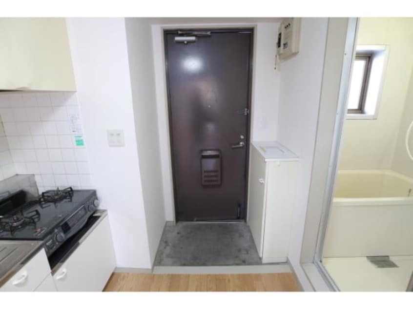  静岡鉄道静岡清水線/新清水駅 バス18分折戸車庫下車:停歩5分 1階 築38年