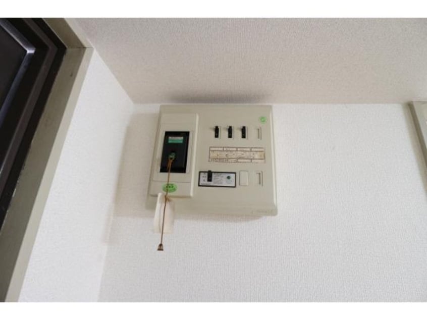  静岡鉄道静岡清水線/新清水駅 バス18分折戸車庫下車:停歩5分 1階 築38年