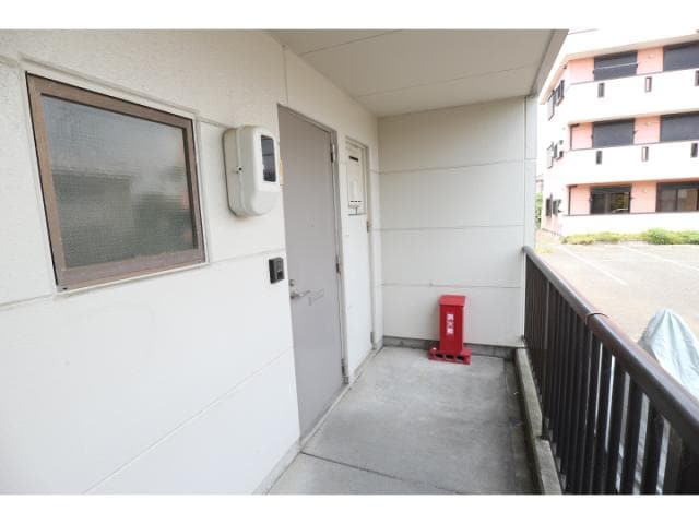  静岡鉄道静岡清水線/新清水駅 バス18分折戸車庫下車:停歩5分 1階 築38年