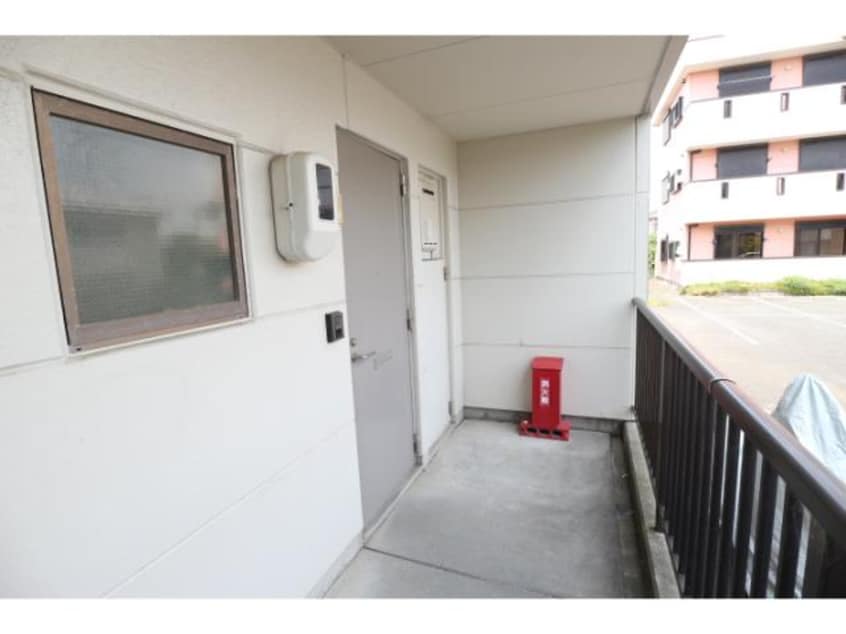  静岡鉄道静岡清水線/新清水駅 バス18分折戸車庫下車:停歩5分 1階 築38年