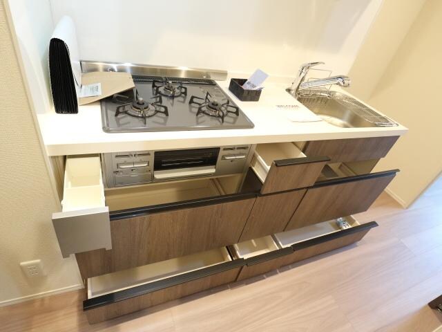  静岡鉄道静岡清水線/新清水駅 バス19分東折戸下車:停歩8分 1階 築2年