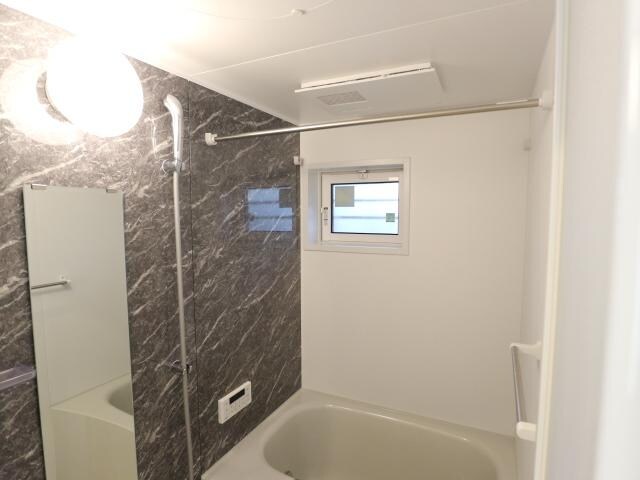  静岡鉄道静岡清水線/新清水駅 バス19分東折戸下車:停歩8分 1階 築2年