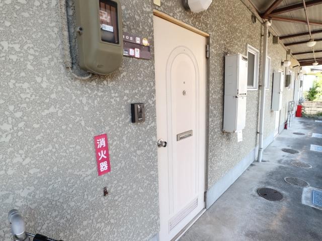  静岡鉄道静岡清水線/狐ケ崎駅 バス11分上力町下車:停歩3分 1階 築38年