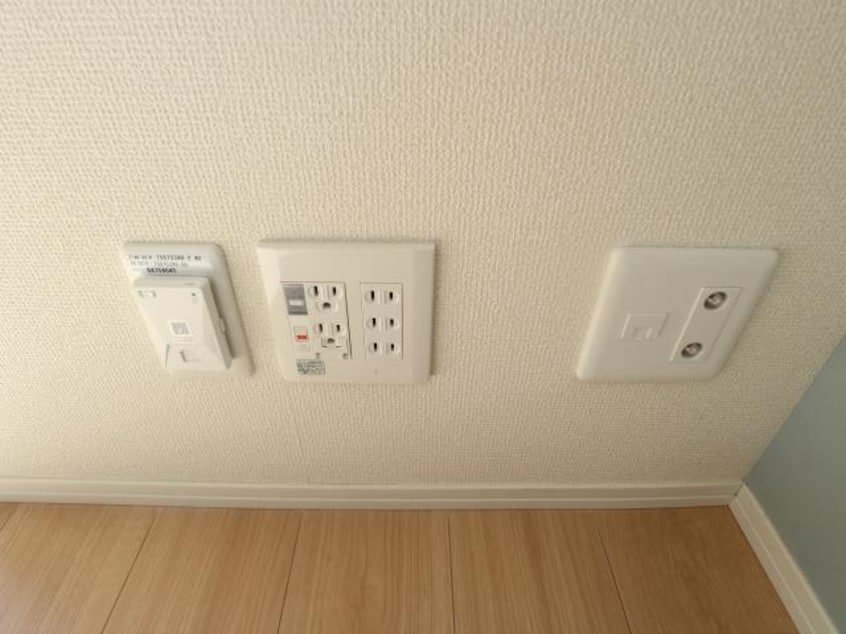  静岡鉄道静岡清水線/新清水駅 バス24分白浜町下車:停歩6分 2階 築2年