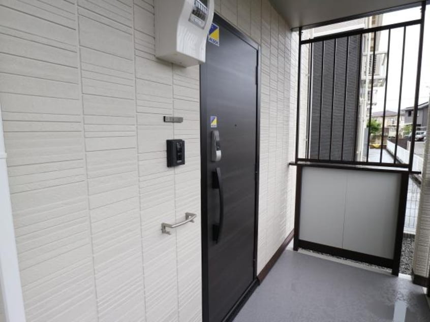  静岡鉄道静岡清水線/新清水駅 バス24分白浜町下車:停歩6分 1階 築2年