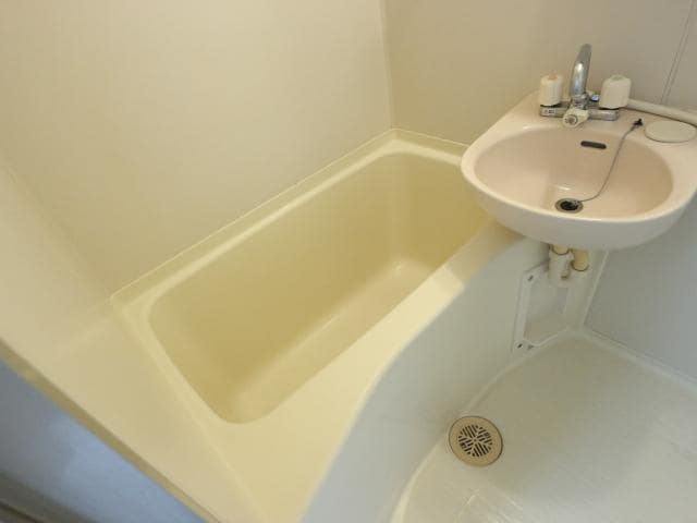 同物件同タイプ 静岡鉄道静岡清水線/新清水駅 バス24分白浜町下車:停歩2分 1階 築33年