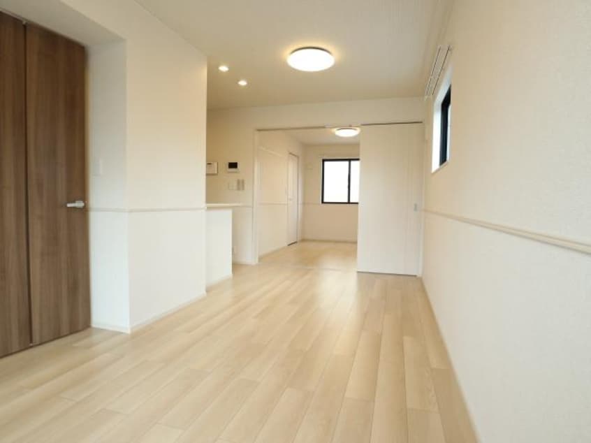  静岡鉄道静岡清水線/新清水駅 バス18分西折戸下車:停歩3分 1階 築1年