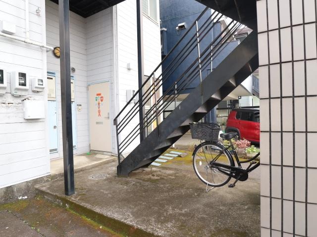  東海道本線/清水駅 バス13分高橋中下車:停歩2分 1階 築34年