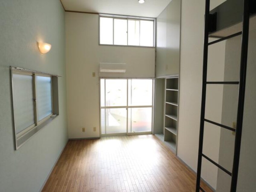  東海道本線/清水駅 バス13分高橋中下車:停歩2分 1階 築34年