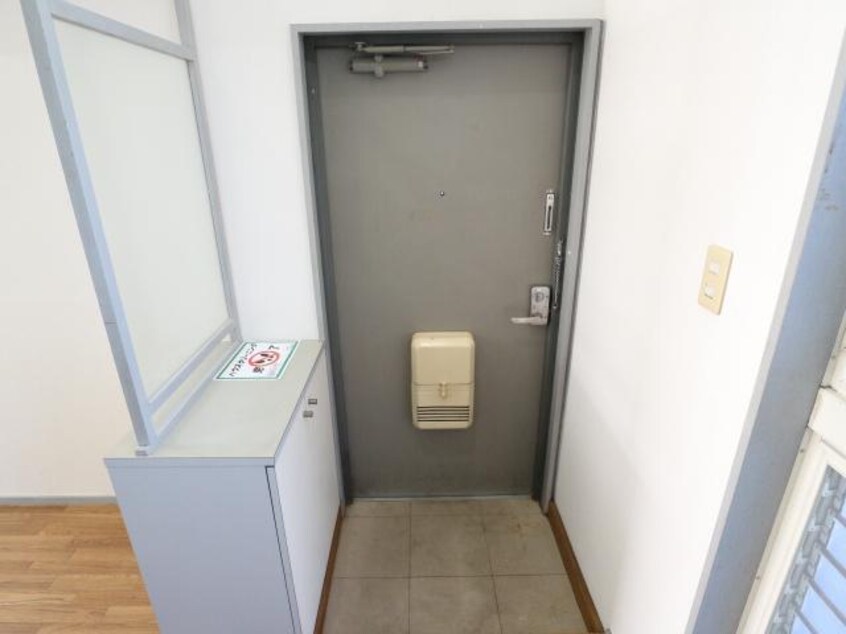  東海道本線/清水駅 バス13分高橋中下車:停歩2分 1階 築34年