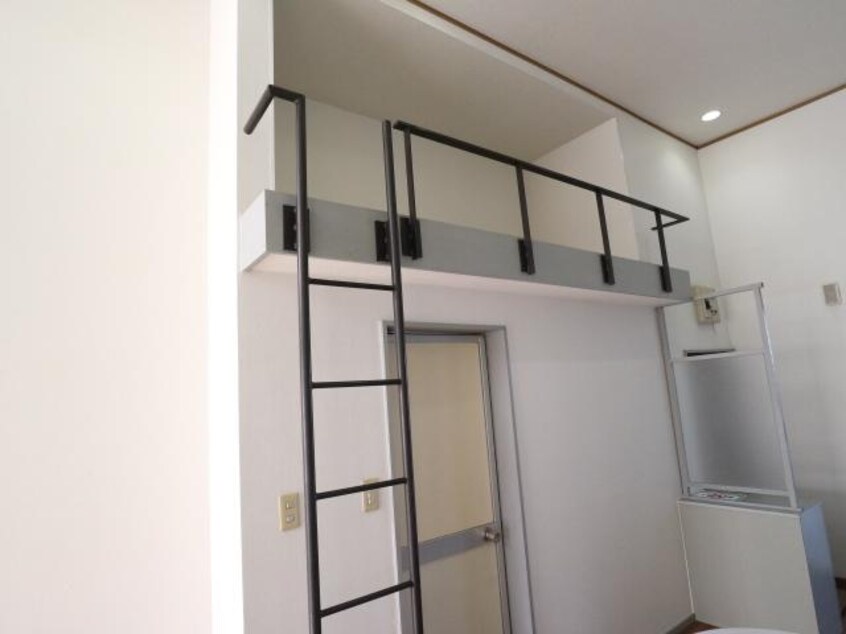  東海道本線/清水駅 バス13分高橋中下車:停歩2分 1階 築34年