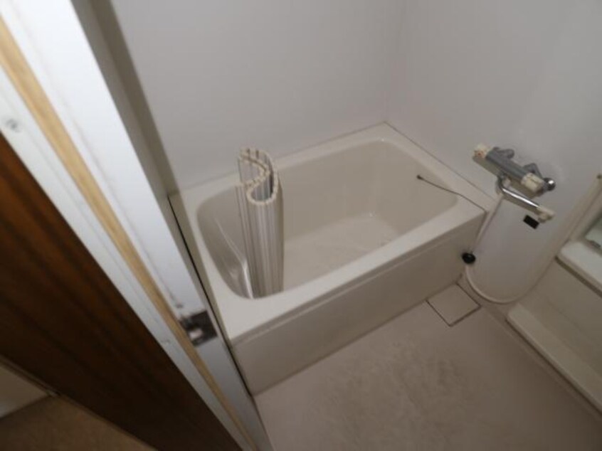  静岡鉄道静岡清水線/桜橋駅 徒歩15分 1階 築27年