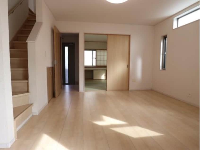  東海道本線/清水駅 バス11分高橋下車:停歩2分 1-2階 築10年