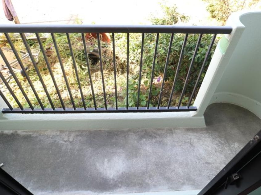  静岡鉄道静岡清水線/新清水駅 バス24分白浜町下車:停歩3分 1階 築27年