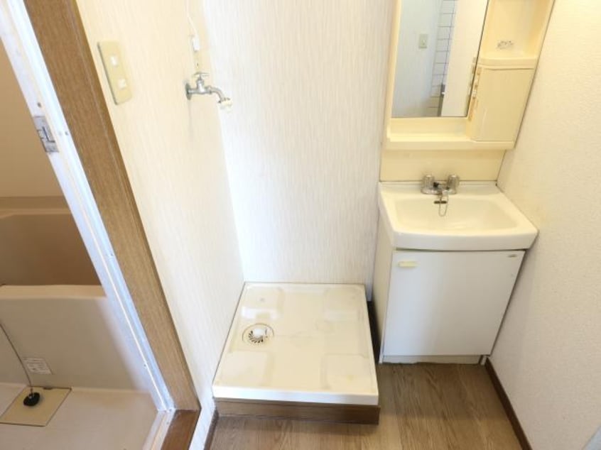  静岡鉄道静岡清水線/新清水駅 バス24分白浜町下車:停歩3分 1階 築27年