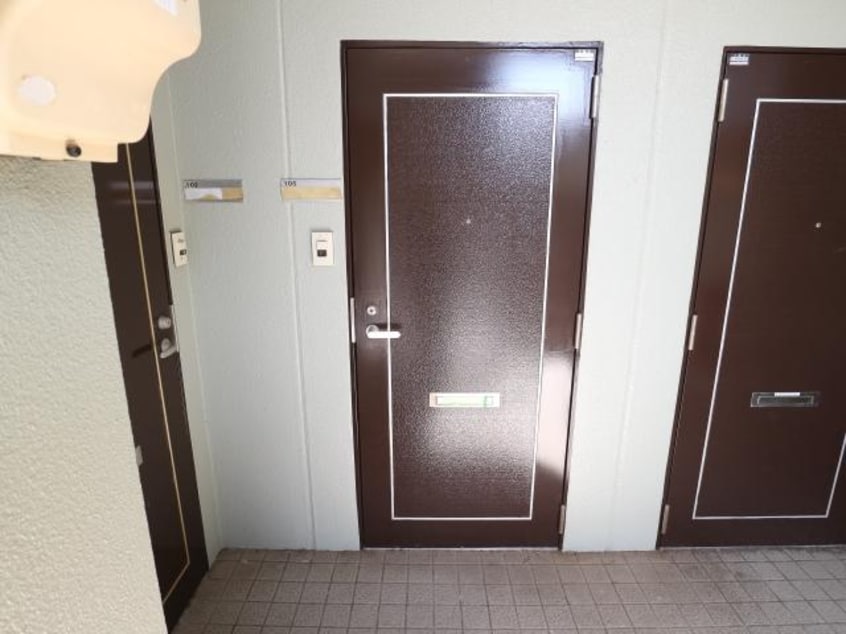  静岡鉄道静岡清水線/新清水駅 バス24分白浜町下車:停歩3分 1階 築27年