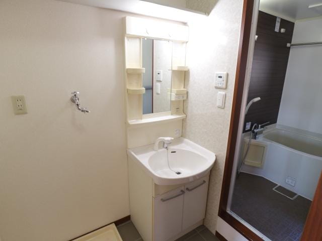  東海道本線/清水駅 バス8分庵原橋下車:停歩3分 2階 築21年