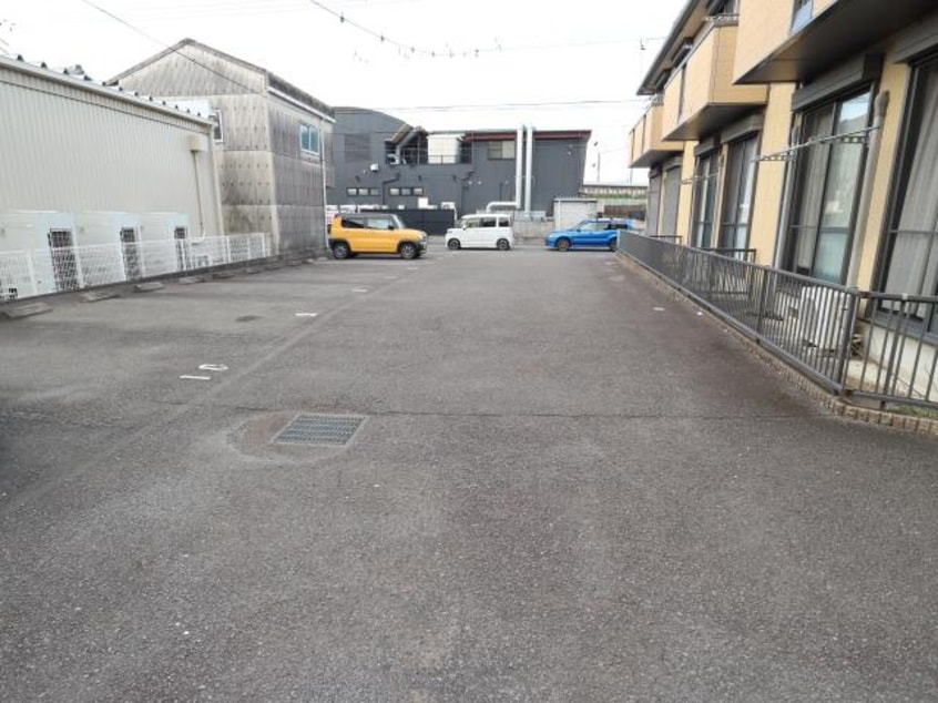  東海道本線/清水駅 バス9分秋吉町下車:停歩1分 1階 築23年