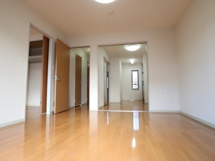  東海道本線/清水駅 バス9分秋吉町下車:停歩1分 1階 築23年