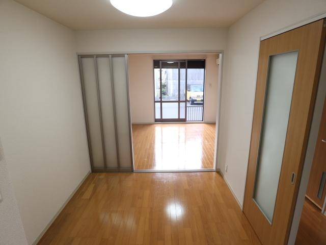  東海道本線/清水駅 バス9分秋吉町下車:停歩1分 1階 築23年