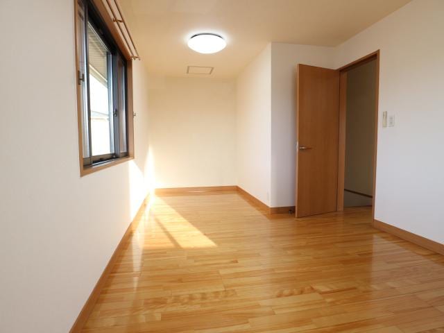  東海道本線/清水駅 バス9分秋吉町下車:停歩1分 1-2階 築23年