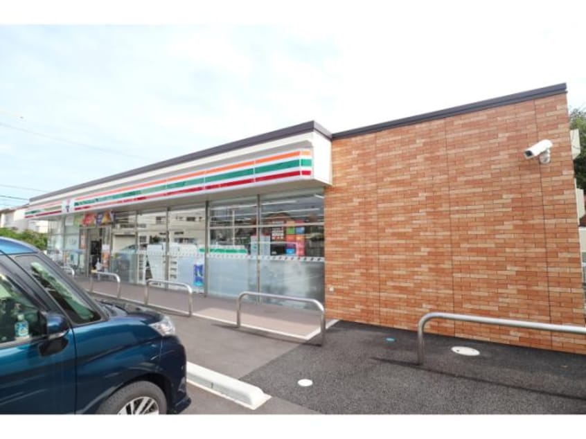 セブンイレブン清水西久保店(コンビニ)まで192m 東海道本線/清水駅 バス9分秋吉町下車:停歩1分 1-2階 築23年