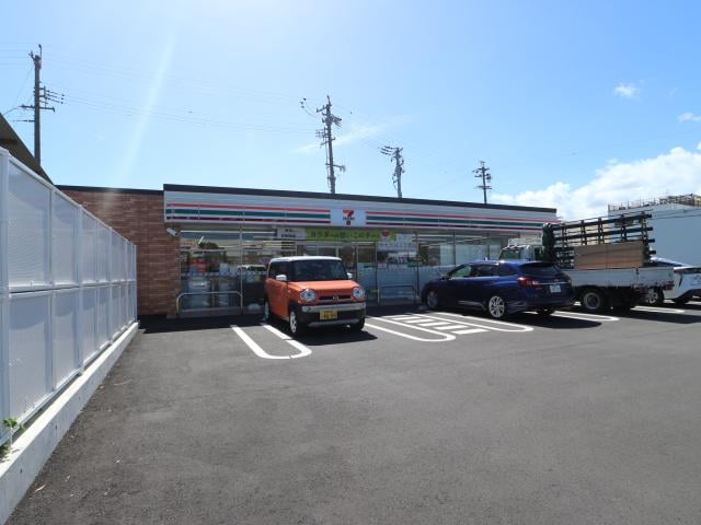 セブンイレブン清水渋川３丁目店(コンビニ)まで708m 東海道本線/清水駅 バス8分高橋西入口保健センター入口下車:停歩5分 2階 築27年