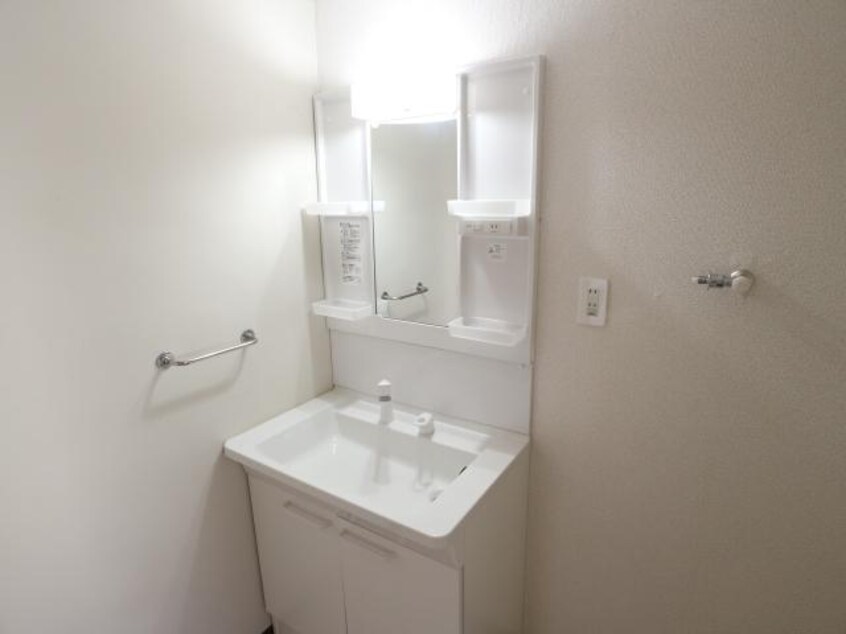  東海道本線/清水駅 バス17分高部東小学校入口下車:停歩1分 2階 築46年