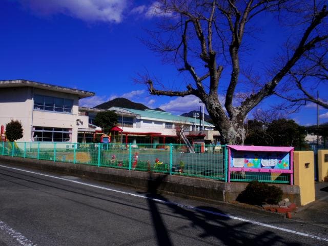静岡市立由比こども園(幼稚園/保育園)まで2821m 東海道本線/由比駅 徒歩17分 1階 築69年
