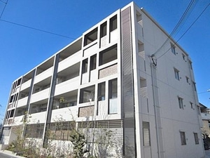 ベルヴュー山手街