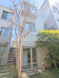 ノミカワフラット