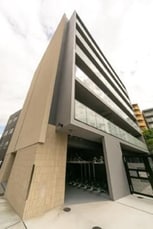 MAISON.O