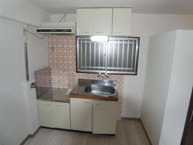  近鉄難波線・奈良線/新大宮駅 徒歩16分 1階 築36年