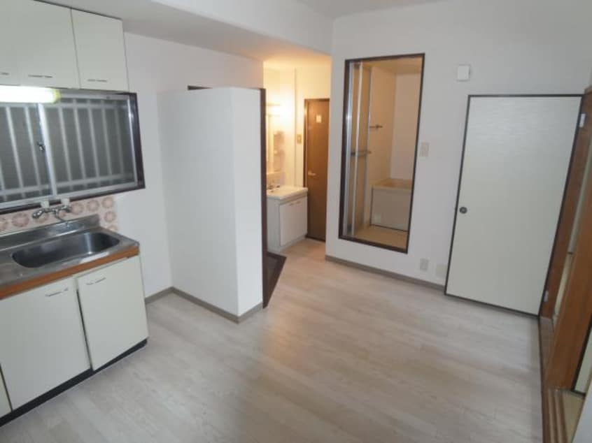  近鉄難波線・奈良線/新大宮駅 徒歩16分 1階 築36年