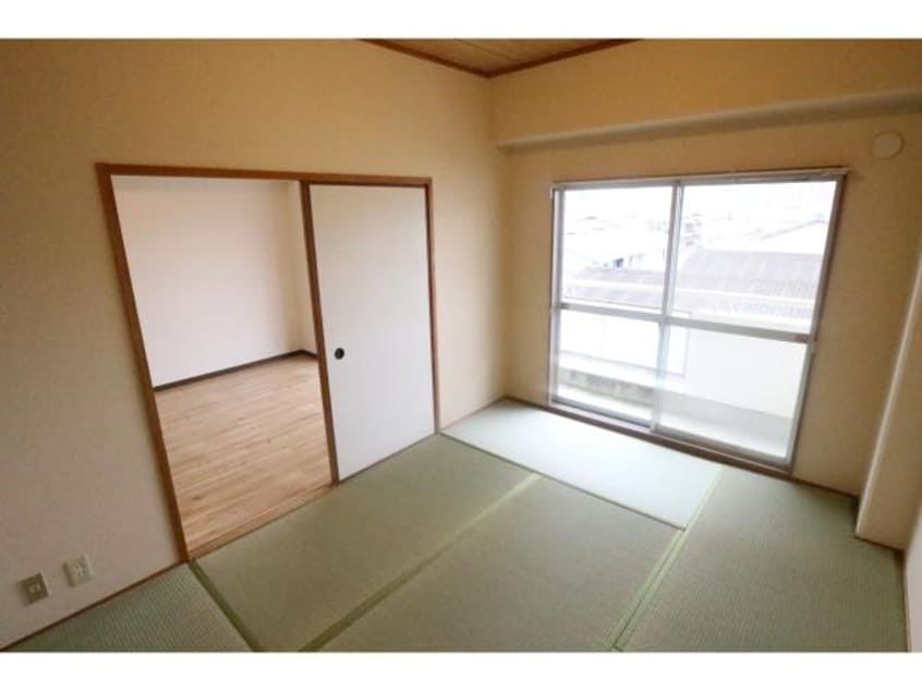  近鉄難波線・奈良線/新大宮駅 徒歩16分 3階 築36年